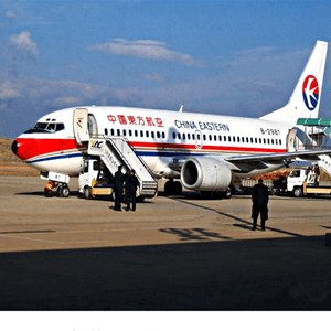 山南隆子航空运输航空快运业稳步发展的原因是什么？